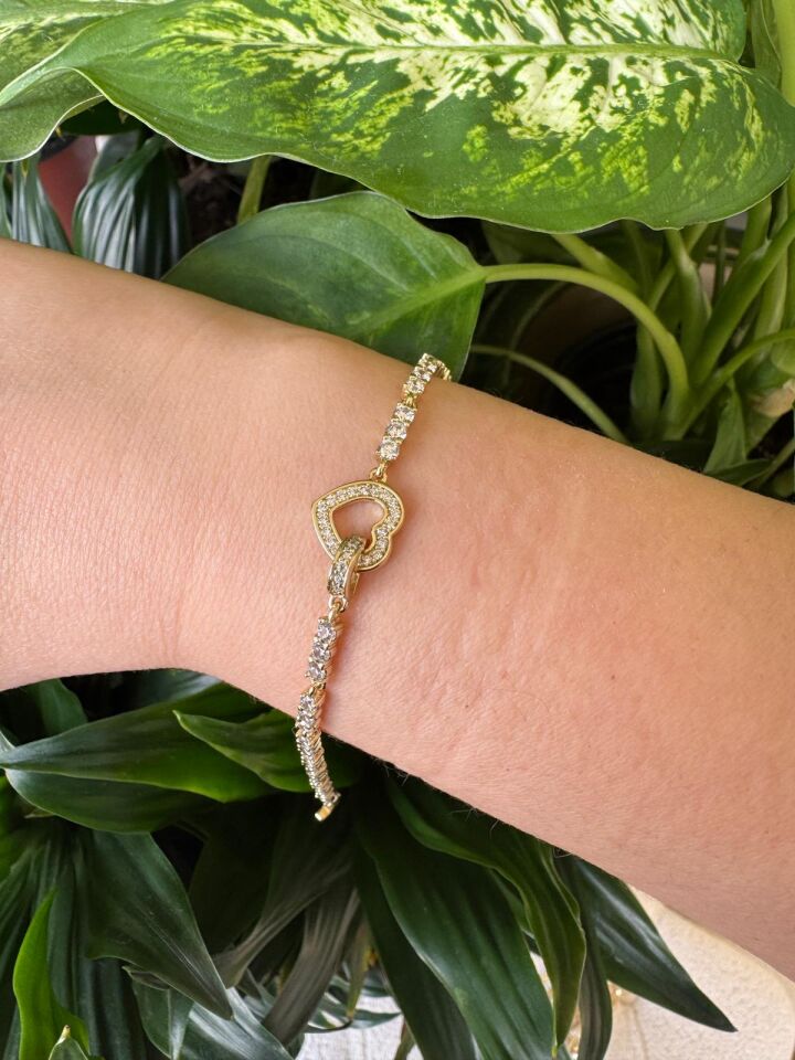 Suyolu Taşlı Kalp Bileklik