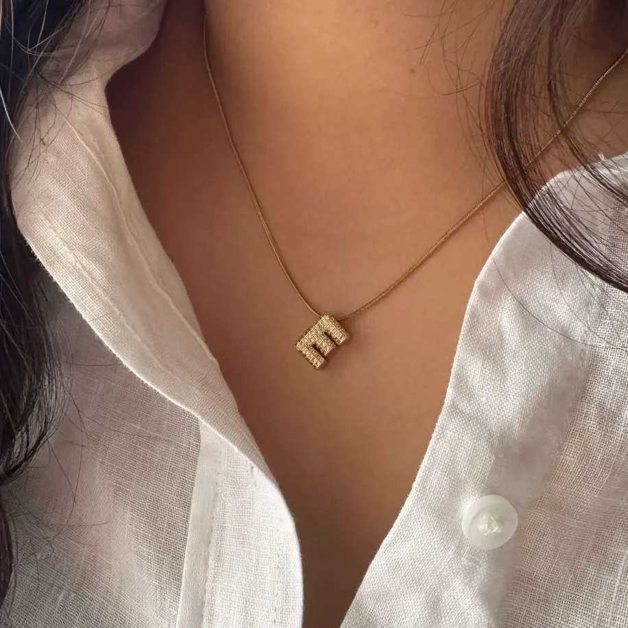 Taşlı Minimal Çelik Kolye