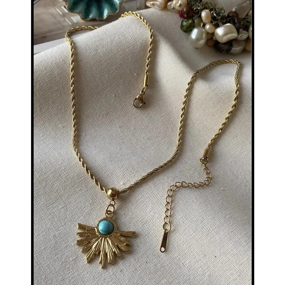 Çelik Firuze Detaylı Range Kolye