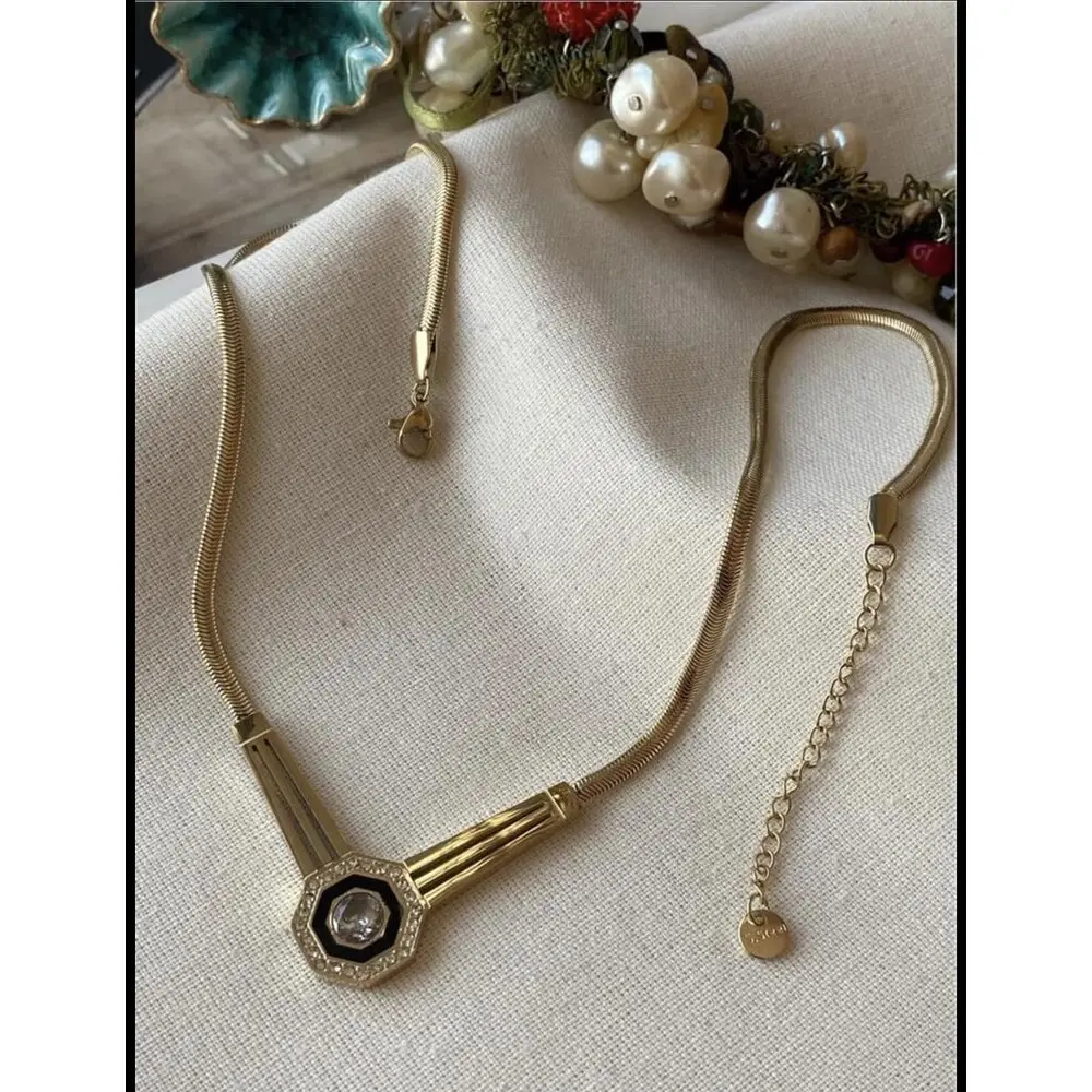 Çelik Tasarım Şikel Kolye