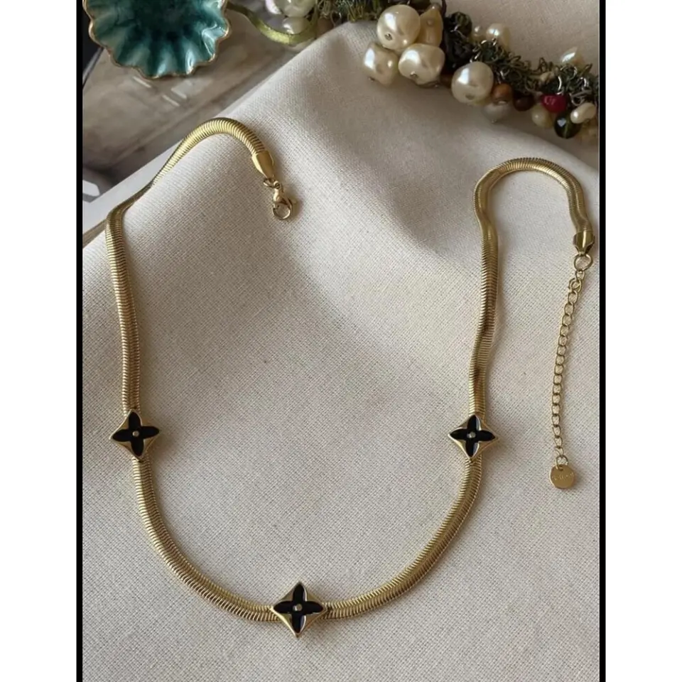 Çelik Siyah LV Worm Kolye