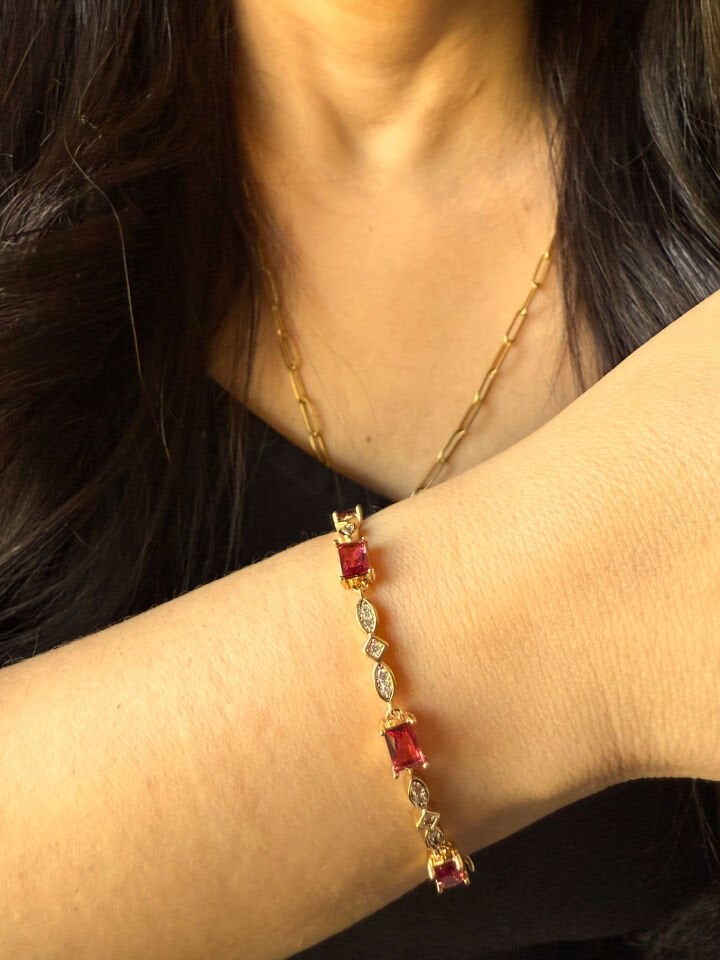 Mermaid Crimson Glow