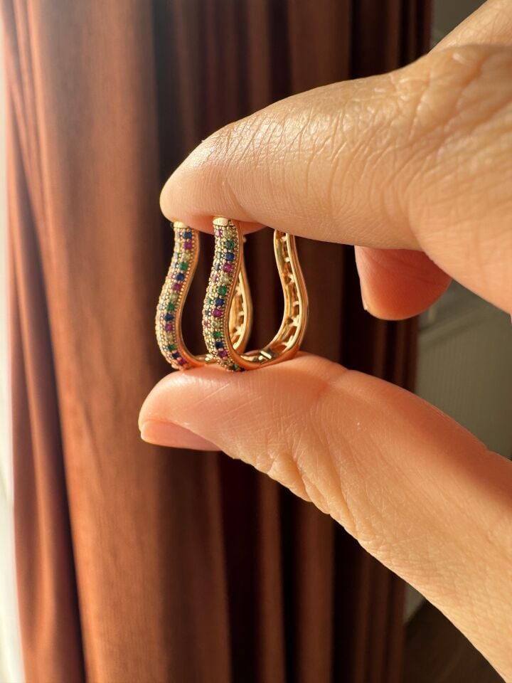 Renkli Taşlı Damla Küpe