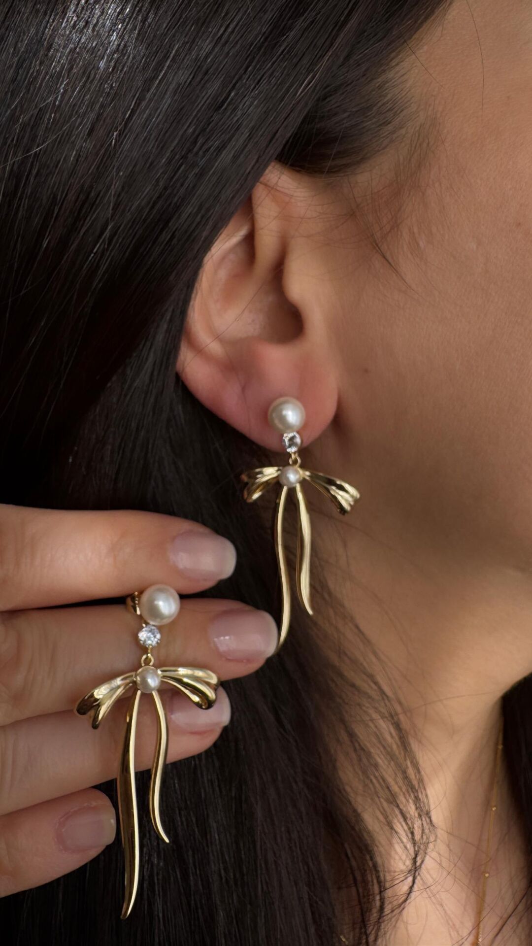 İncili Fiyonk Sallantılı Küpe