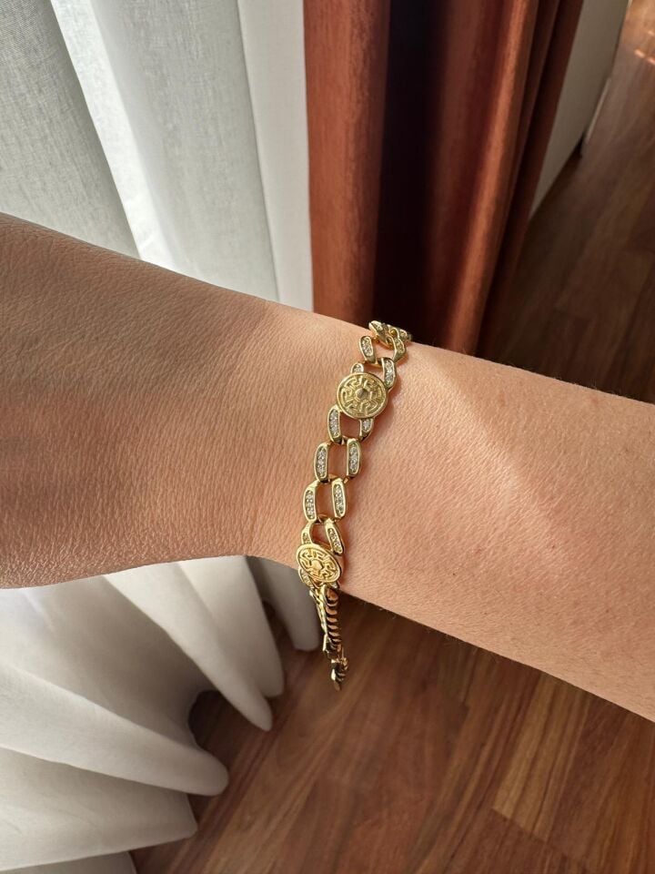 Daire Geçişli Taşlı Bileklik