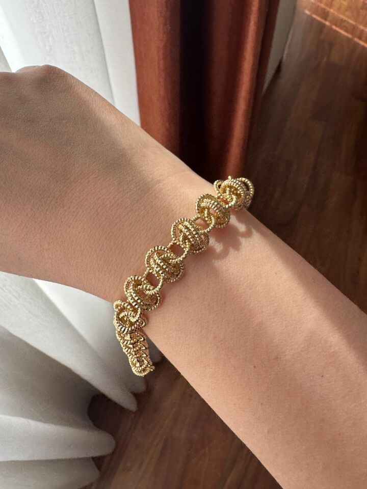 Sarmal Kalın Bileklik